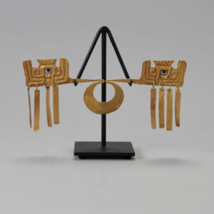 Chavín Gold Nose Ornament with Puma Heads and Dangles